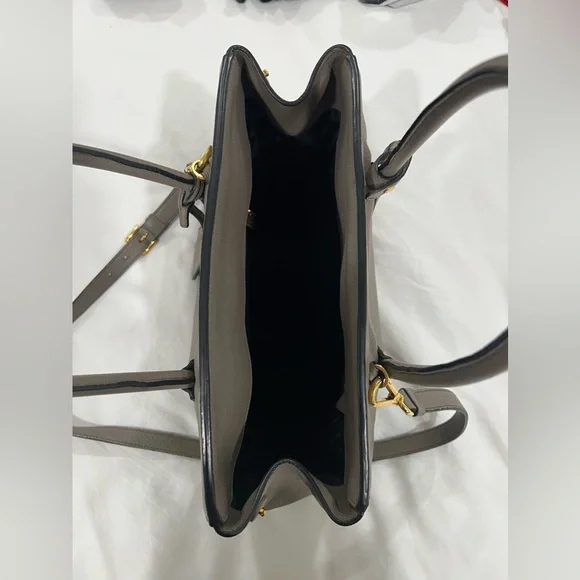 Prada Vitello Grain Grey Leather Tote, BN2829 - Picture 9 of 9